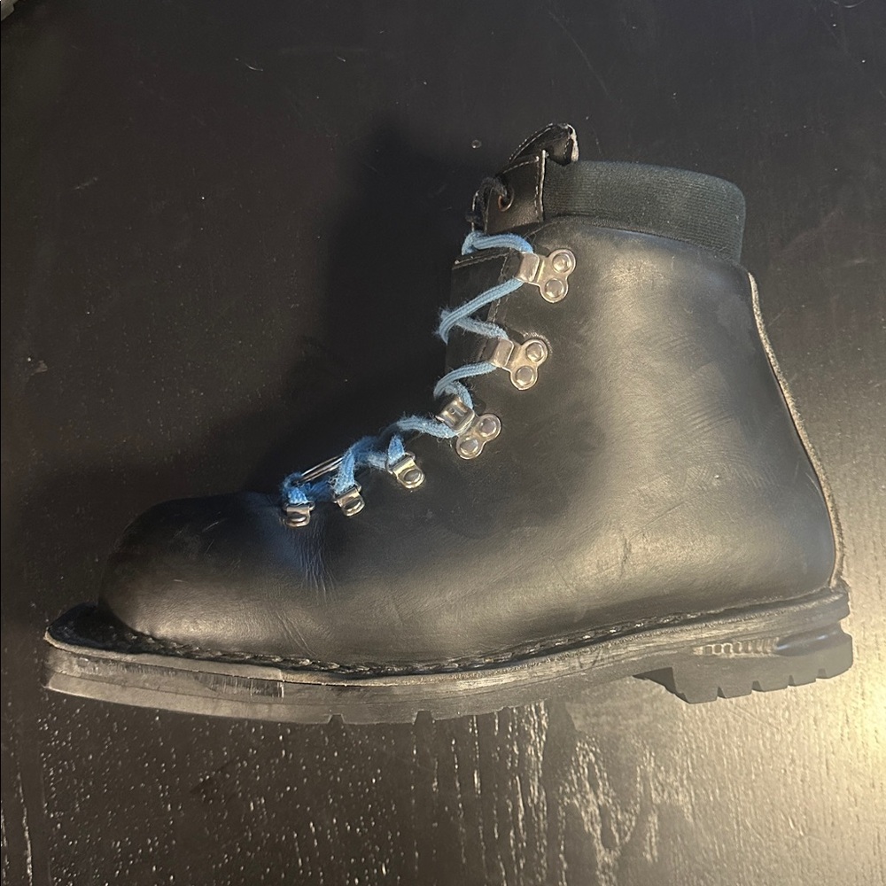 Merrell Ski Boots - Picture 3 of 16